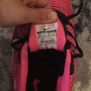 Nike Shoes - Women’s Nike tennis shoes Nike Shoes - Women’s Nike tennis shoes